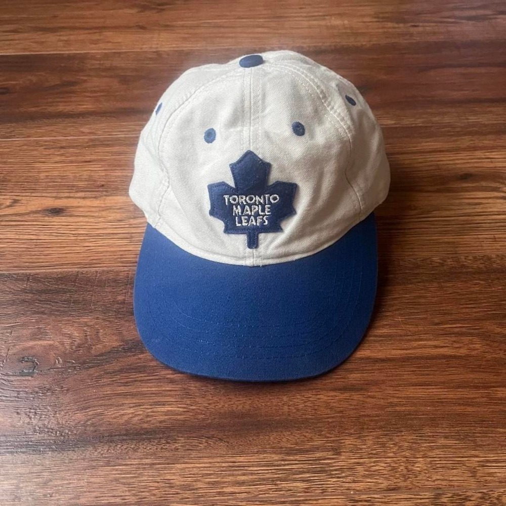 Toronto Maple Leafs NHL Vintage Youth Snapback Hat Embroidered Logo 90s Y2K